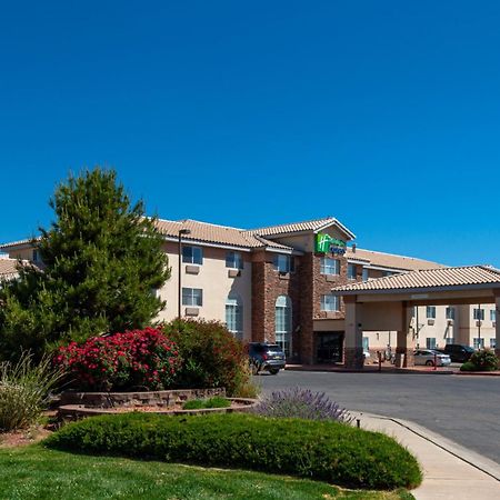 Holiday Inn Express Hotel & Suites Farmington By Ihg Ngoại thất bức ảnh