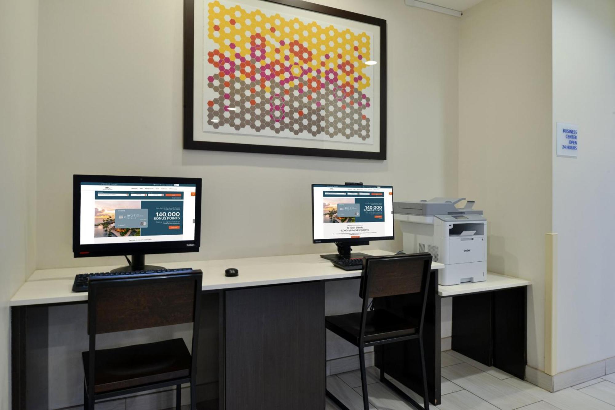 Holiday Inn Express Hotel & Suites Farmington By Ihg Ngoại thất bức ảnh